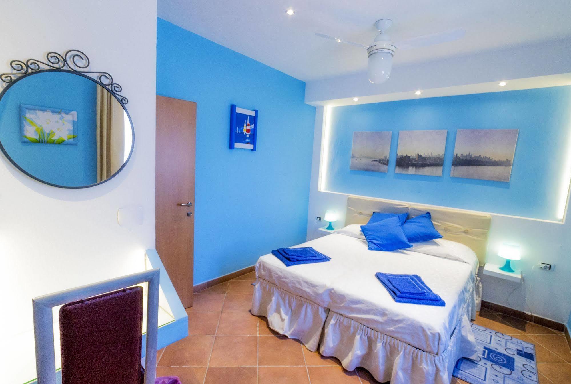 Hotel Rainbow أرما دي تاجيا المظهر الخارجي الصورة