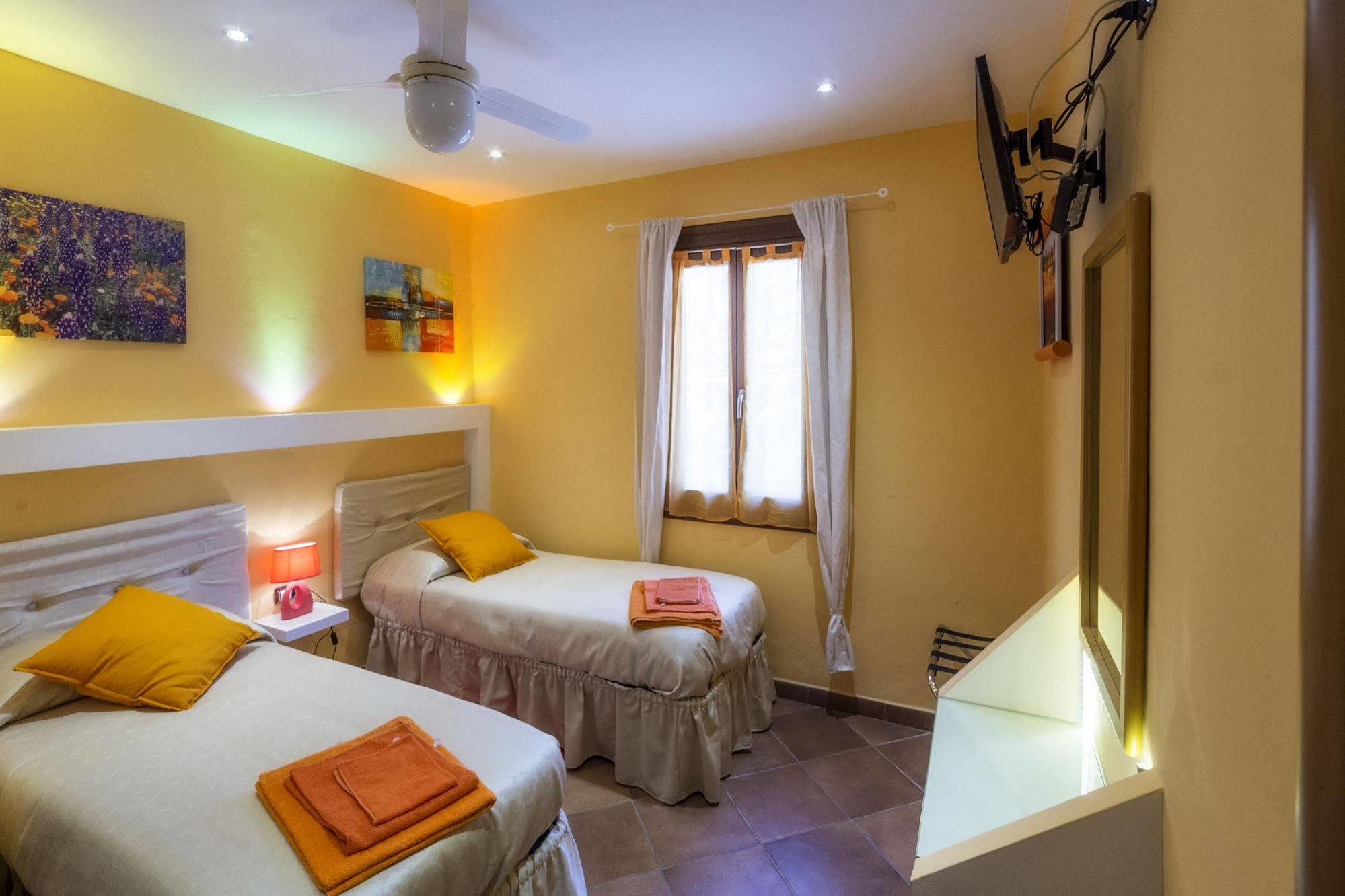Hotel Rainbow أرما دي تاجيا المظهر الخارجي الصورة